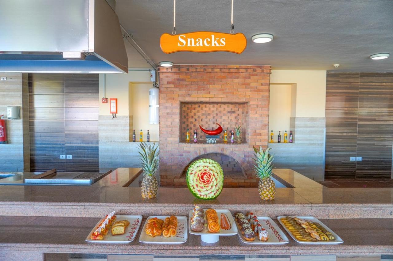 Charmillion Gardens Aquapark Hotel Sharm el-Sheikh Exterior foto A snack bar