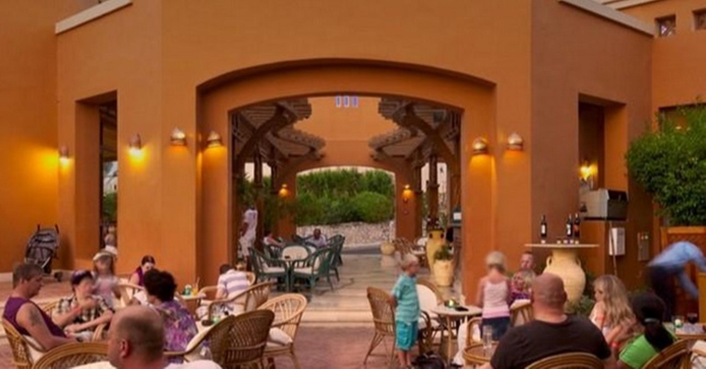 Charmillion Gardens Aquapark Hotel Sharm el-Sheikh Exterior foto The restaurant at the resort