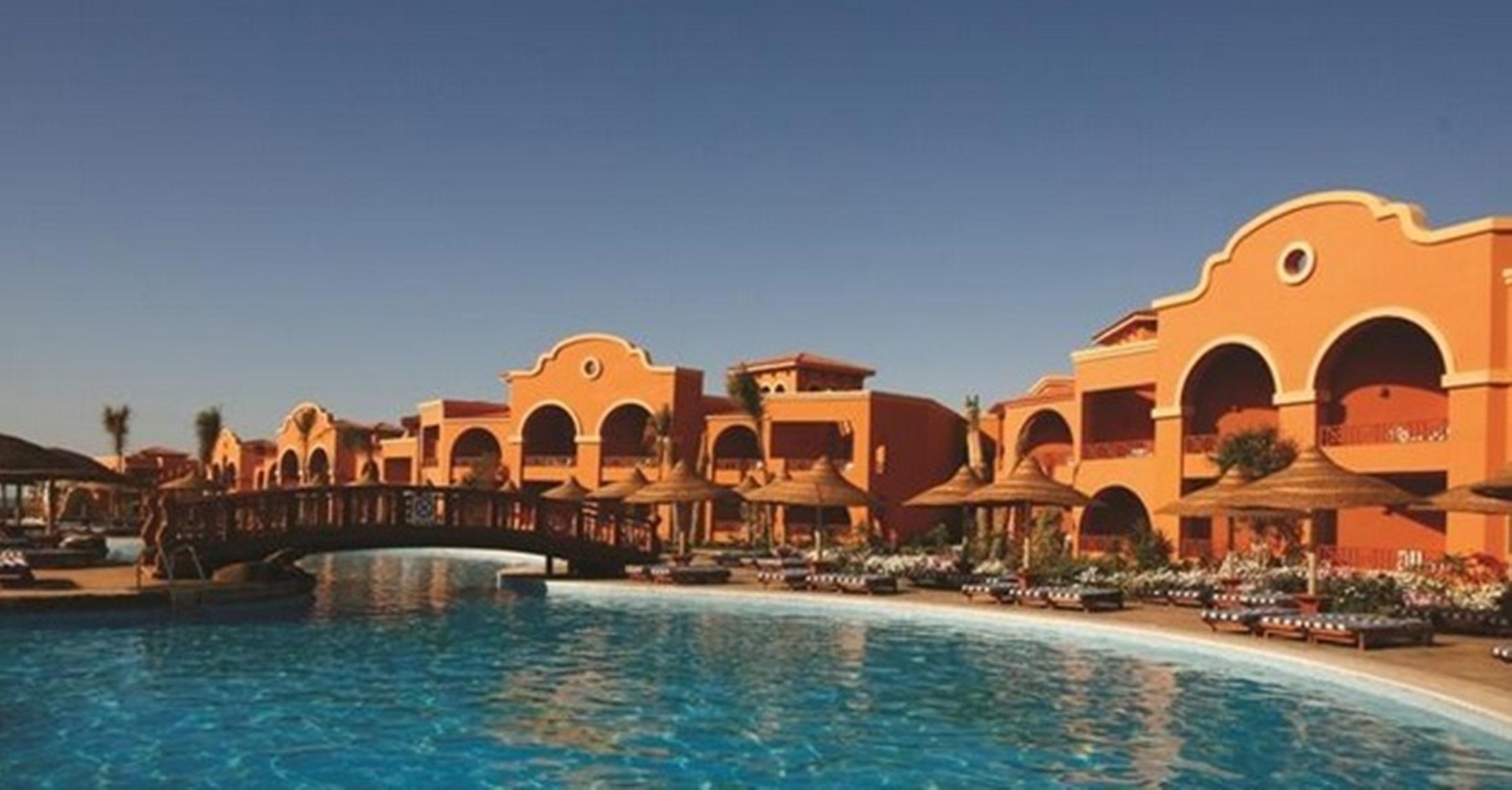Charmillion Gardens Aquapark Hotel Sharm el-Sheikh Exterior foto The resort's pool